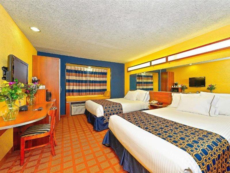 Microtel Inn & Suites By Wyndham New Braunfels I-35 Zewnętrze zdjęcie