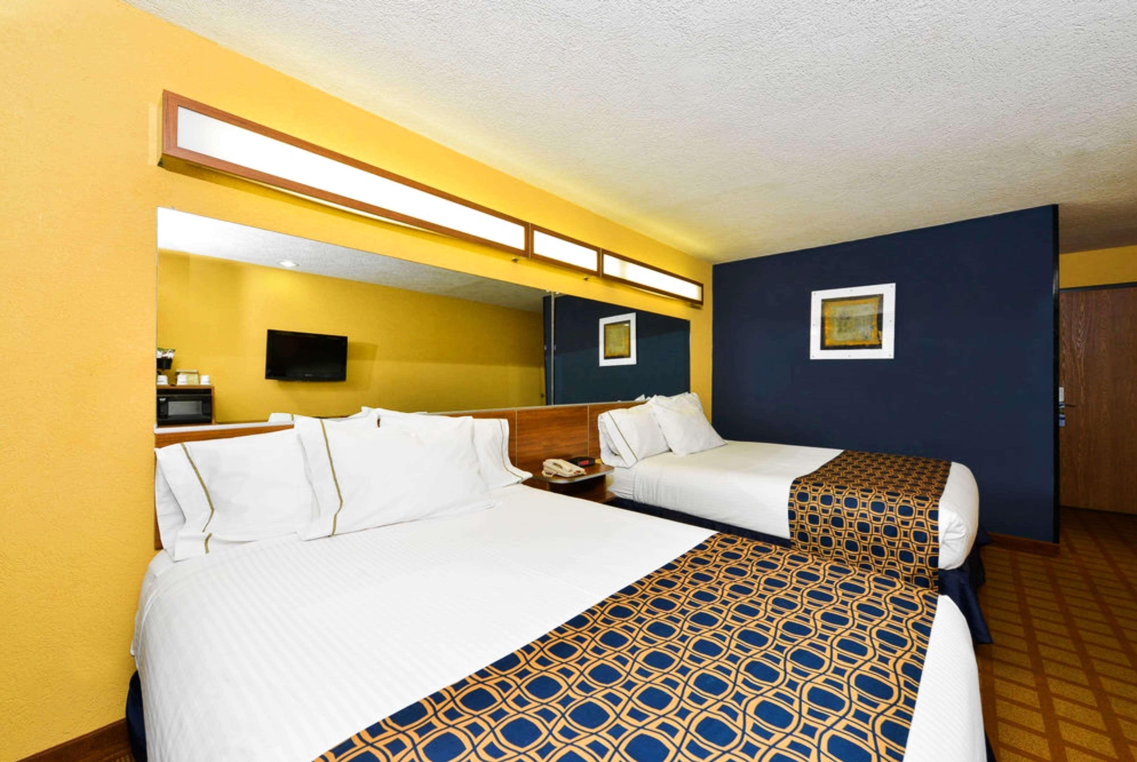 Microtel Inn & Suites By Wyndham New Braunfels I-35 Zewnętrze zdjęcie