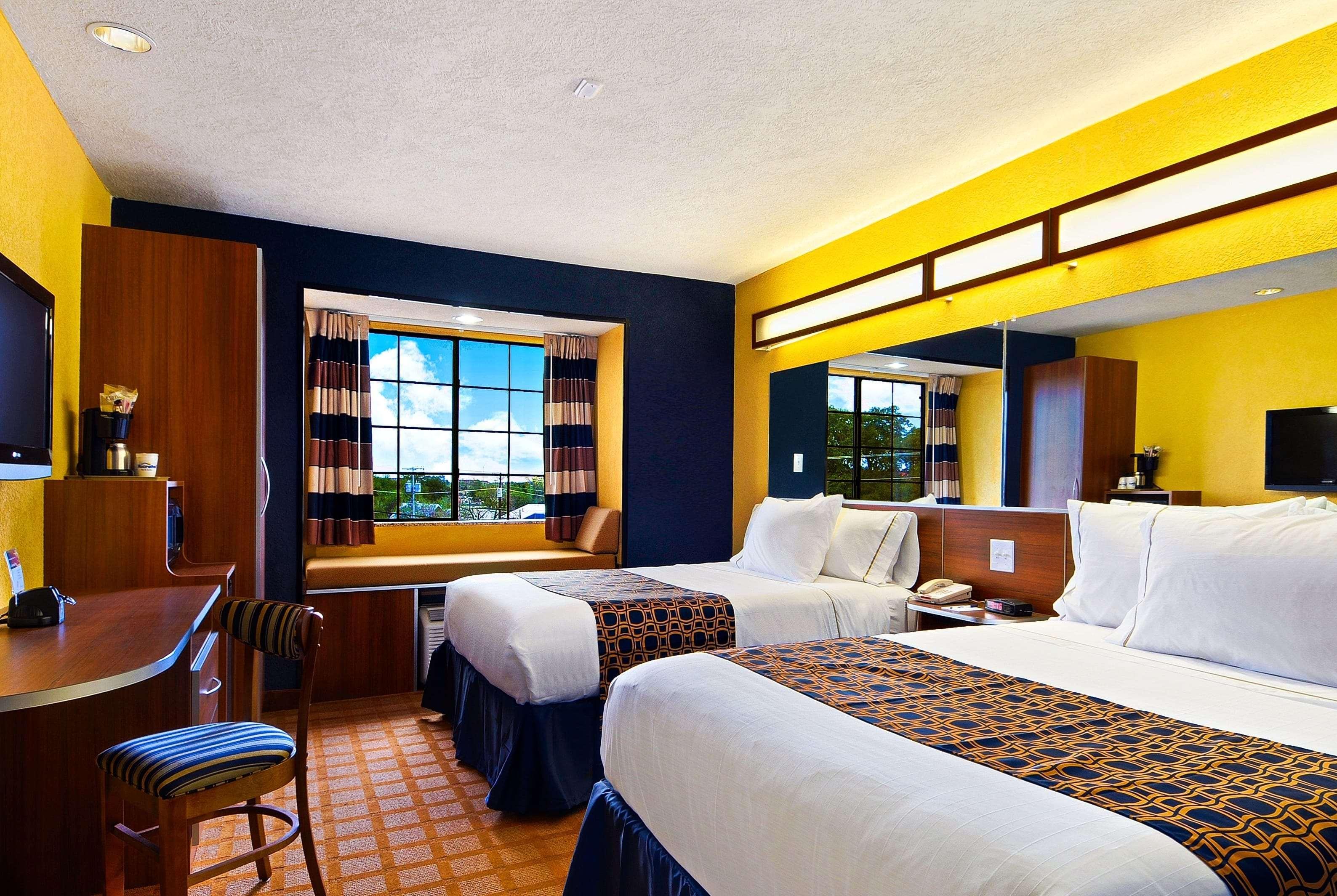 Microtel Inn & Suites By Wyndham New Braunfels I-35 Zewnętrze zdjęcie