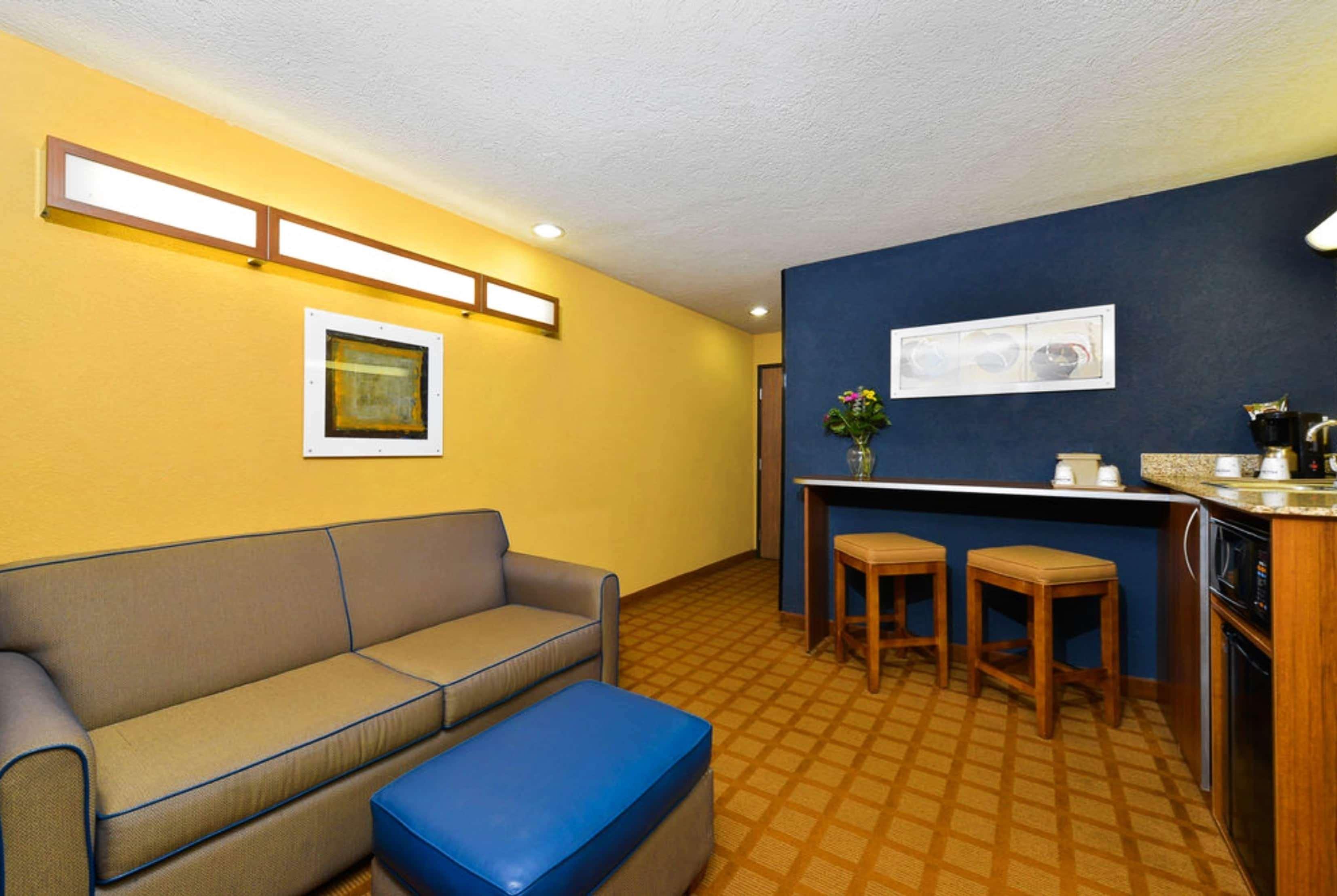Microtel Inn & Suites By Wyndham New Braunfels I-35 Zewnętrze zdjęcie