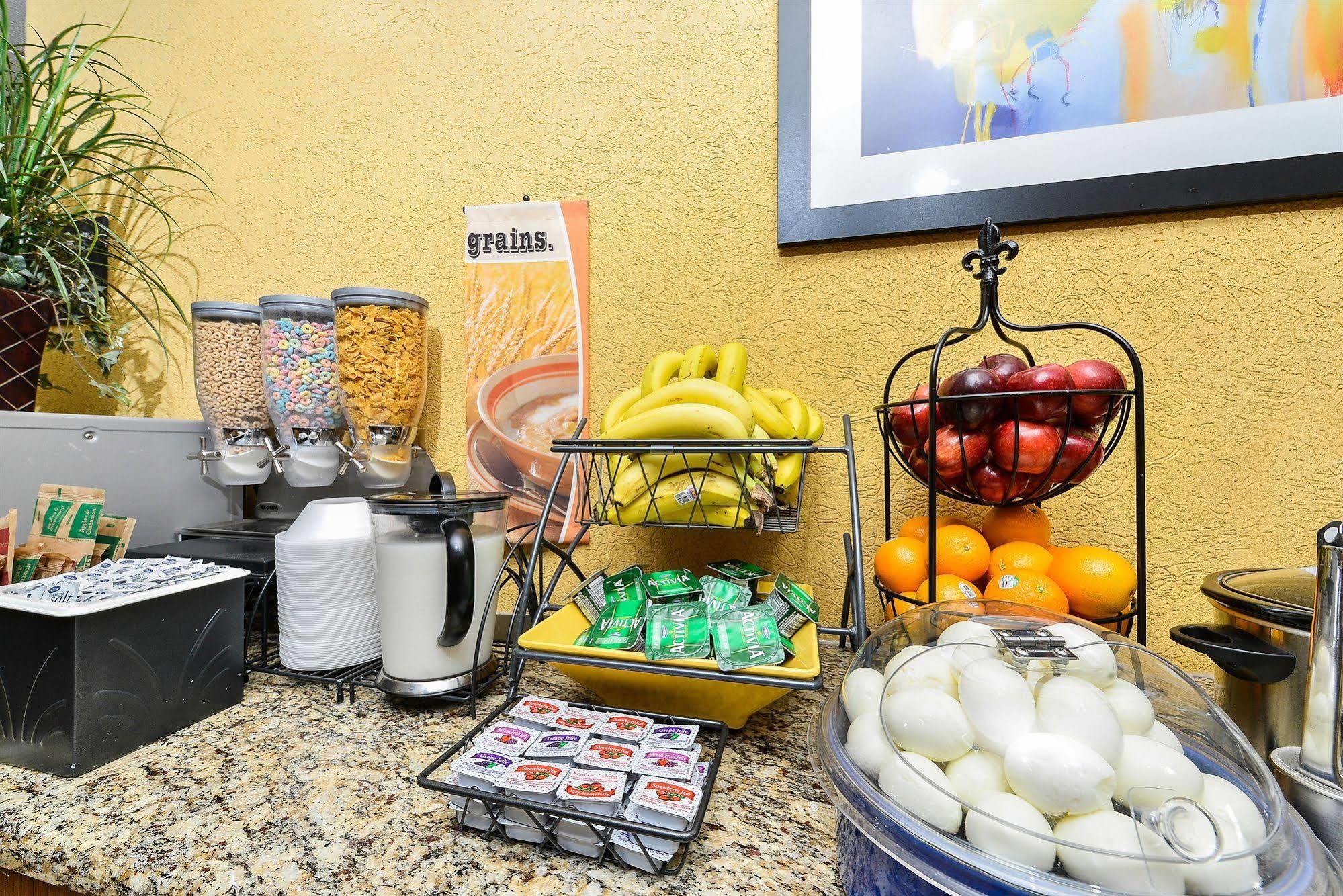 Microtel Inn & Suites By Wyndham New Braunfels I-35 Zewnętrze zdjęcie
