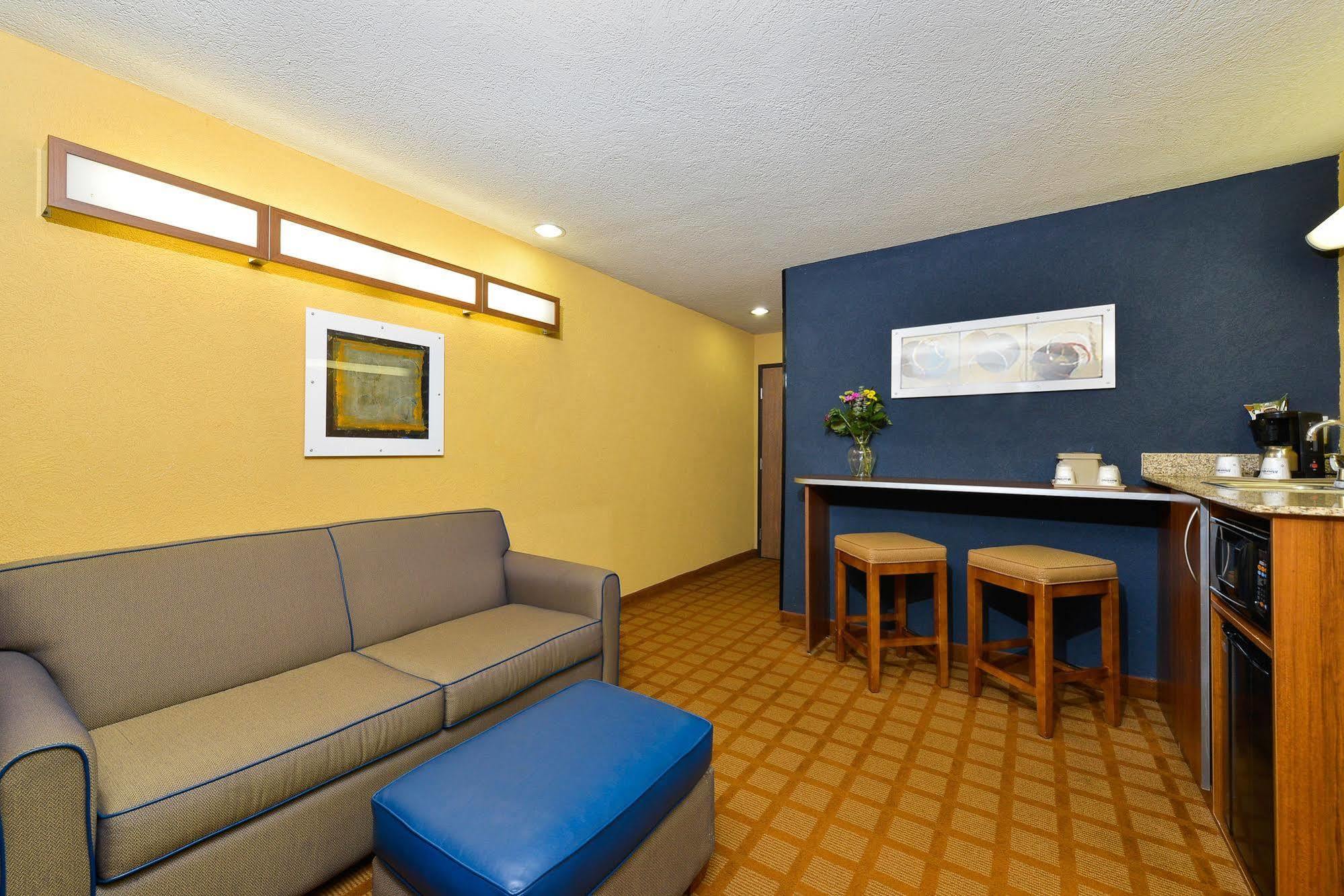 Microtel Inn & Suites By Wyndham New Braunfels I-35 Zewnętrze zdjęcie